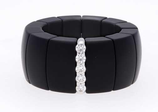 Matte Black Ceramic Stretch Ring with 1 Diamond Bar